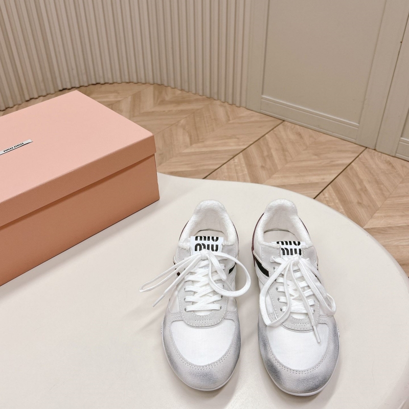 Miu Miu Casual Shoes
